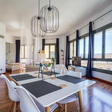 Appartement Espectacular Loft En Centrico Edificio Singular à Manresa Extérieur photo