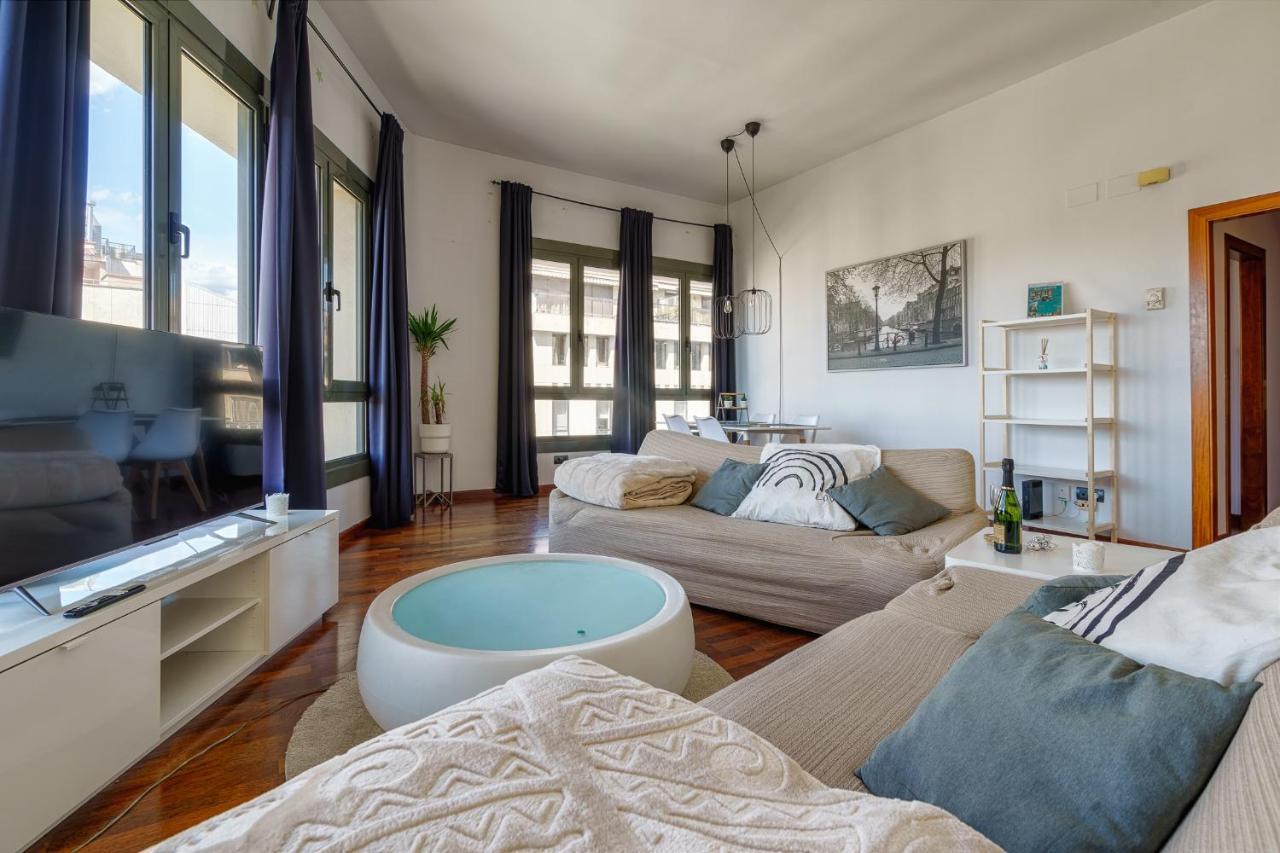 Appartement Espectacular Loft En Centrico Edificio Singular à Manresa Extérieur photo